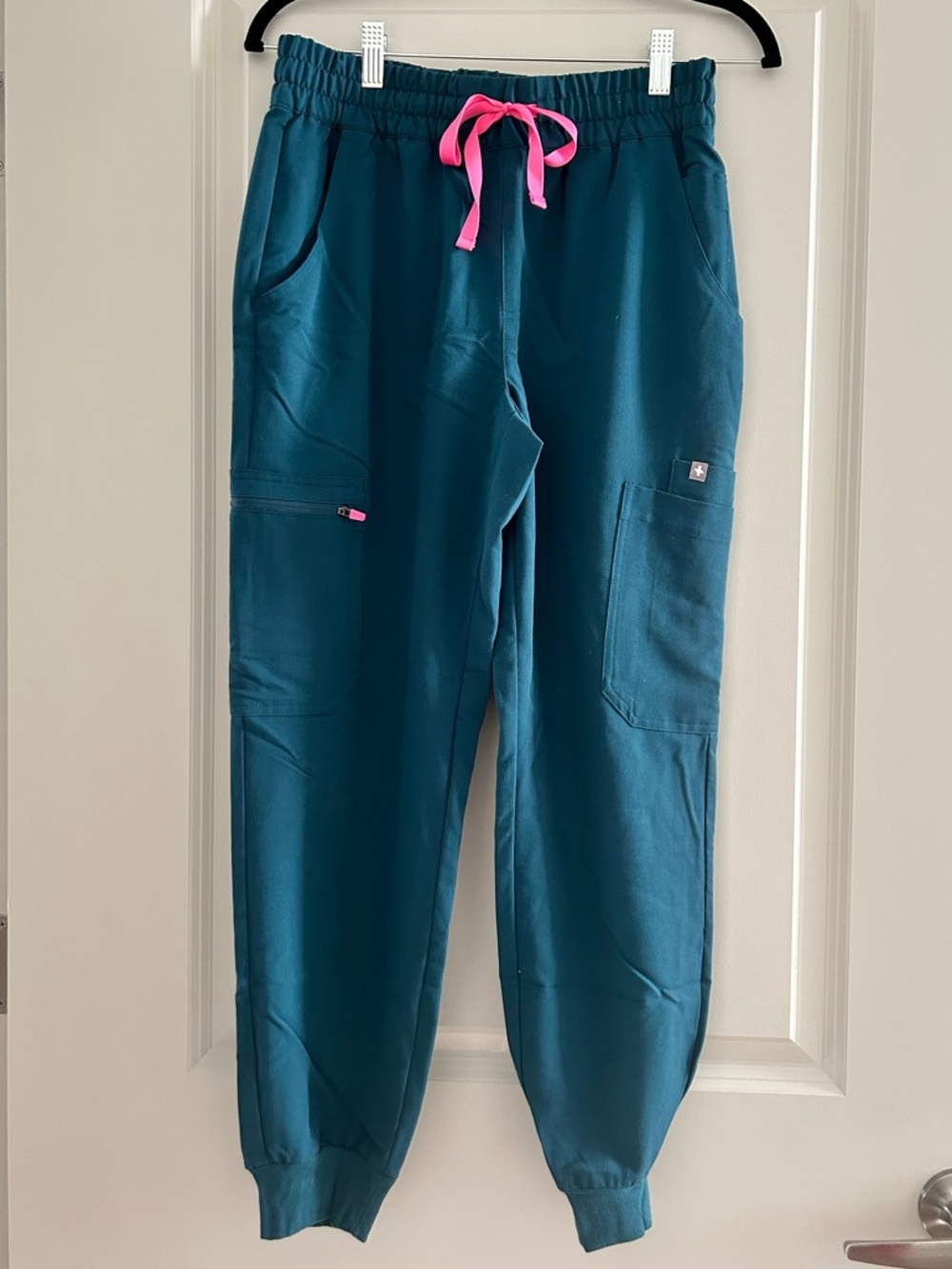FIGS Yola High Waisted Skinny Scrub Pants – Teal – Small Petite (S/P)